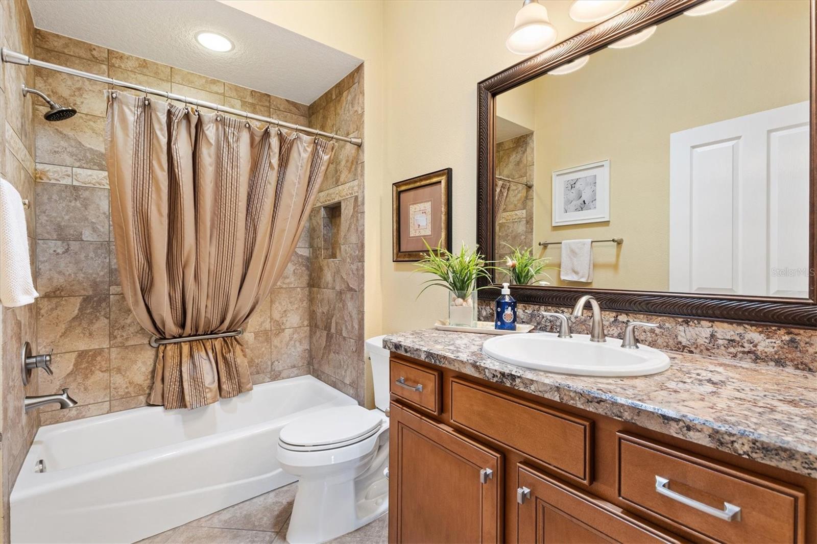 1182 ALLAIRE LOOP, THE VILLAGES, FL, 32163