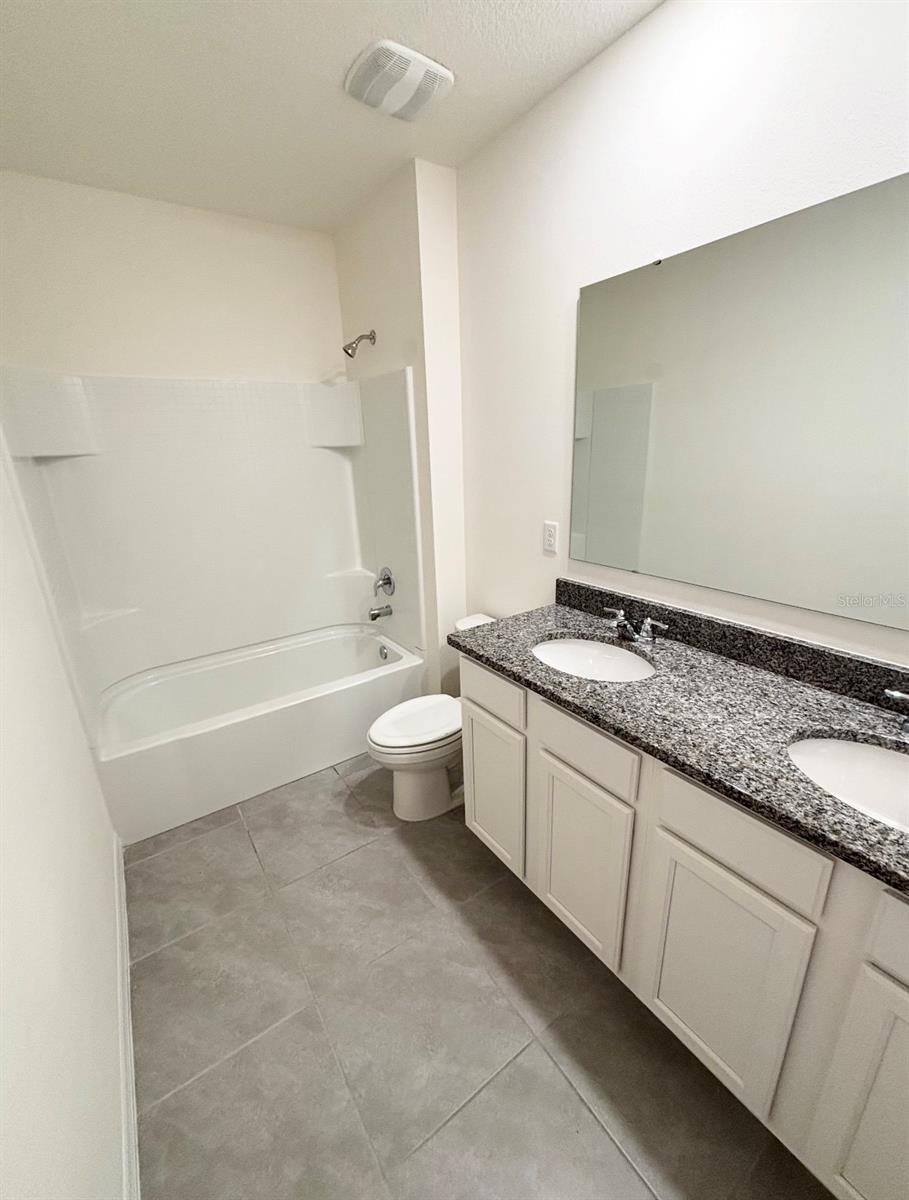 5168 GREENHEART AVE, MOUNT DORA, FL, 32757