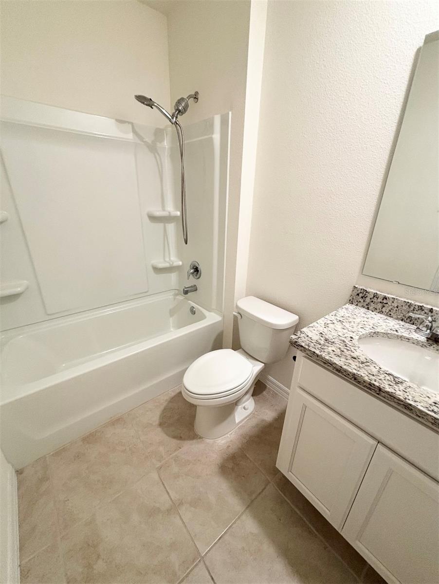 5216 GREENHEART AVE, MOUNT DORA, FL, 32757