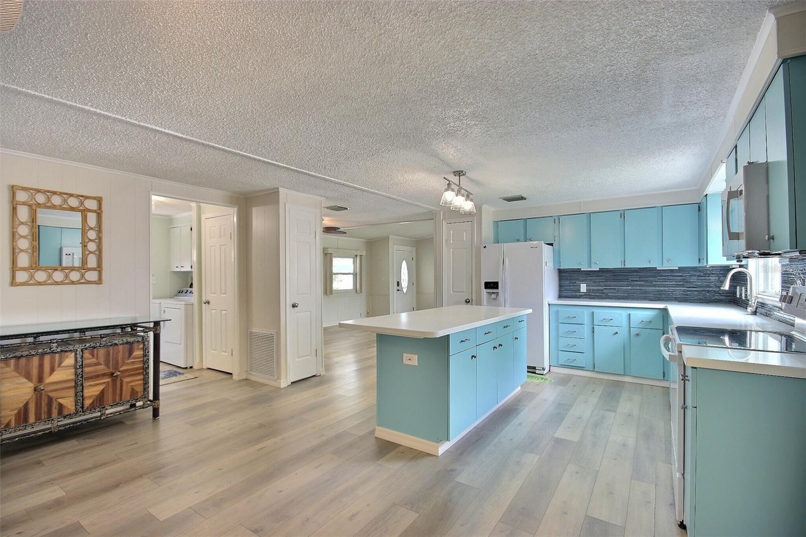 82 SPOONBILL LN, ELLENTON, FL, 34222