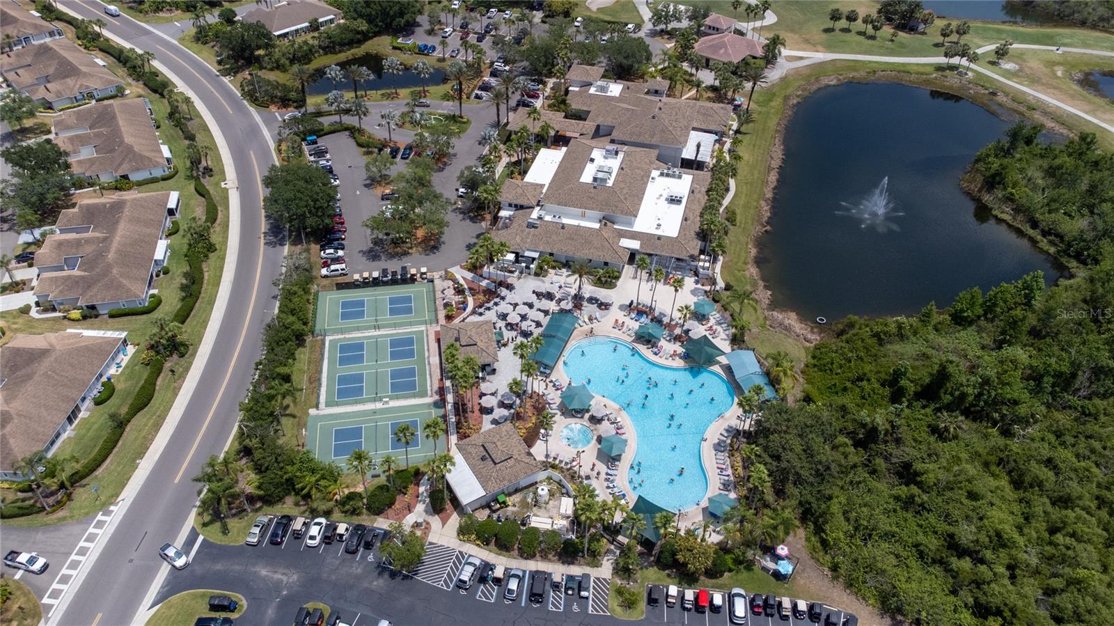 2407 NEW HAVEN CIR #1, SUN CITY CENTER, FL, 33573