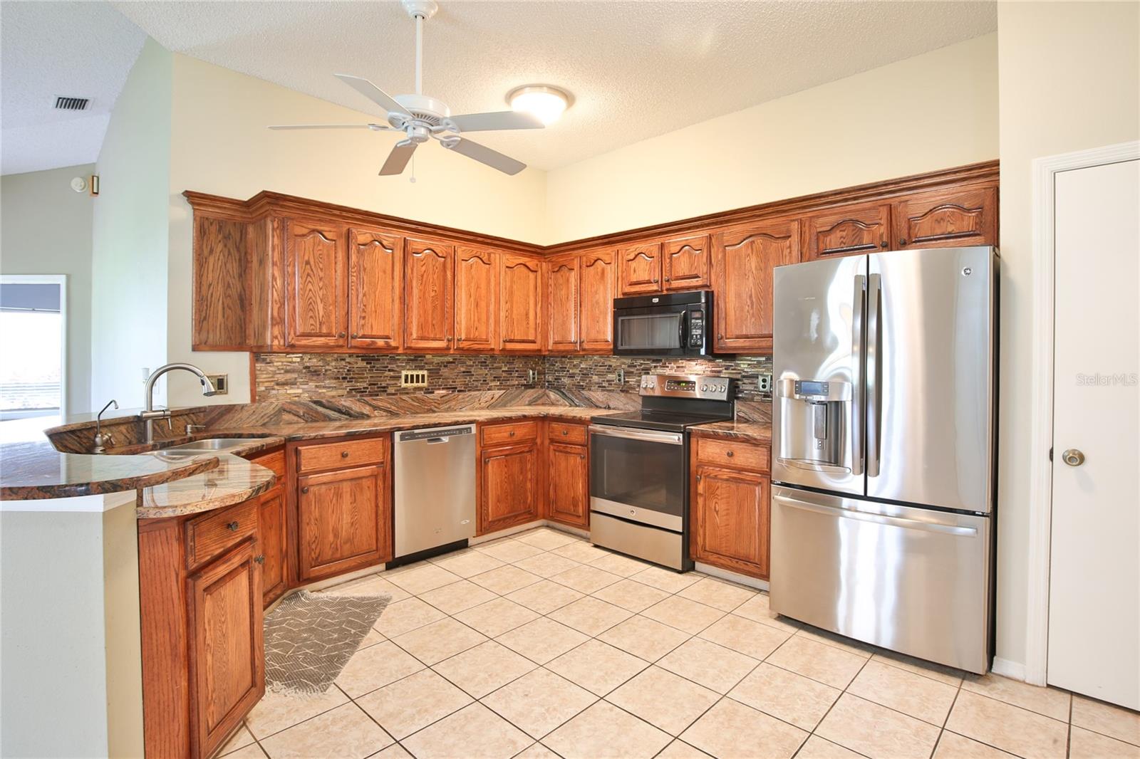 2407 NEW HAVEN CIR #1, SUN CITY CENTER, FL, 33573