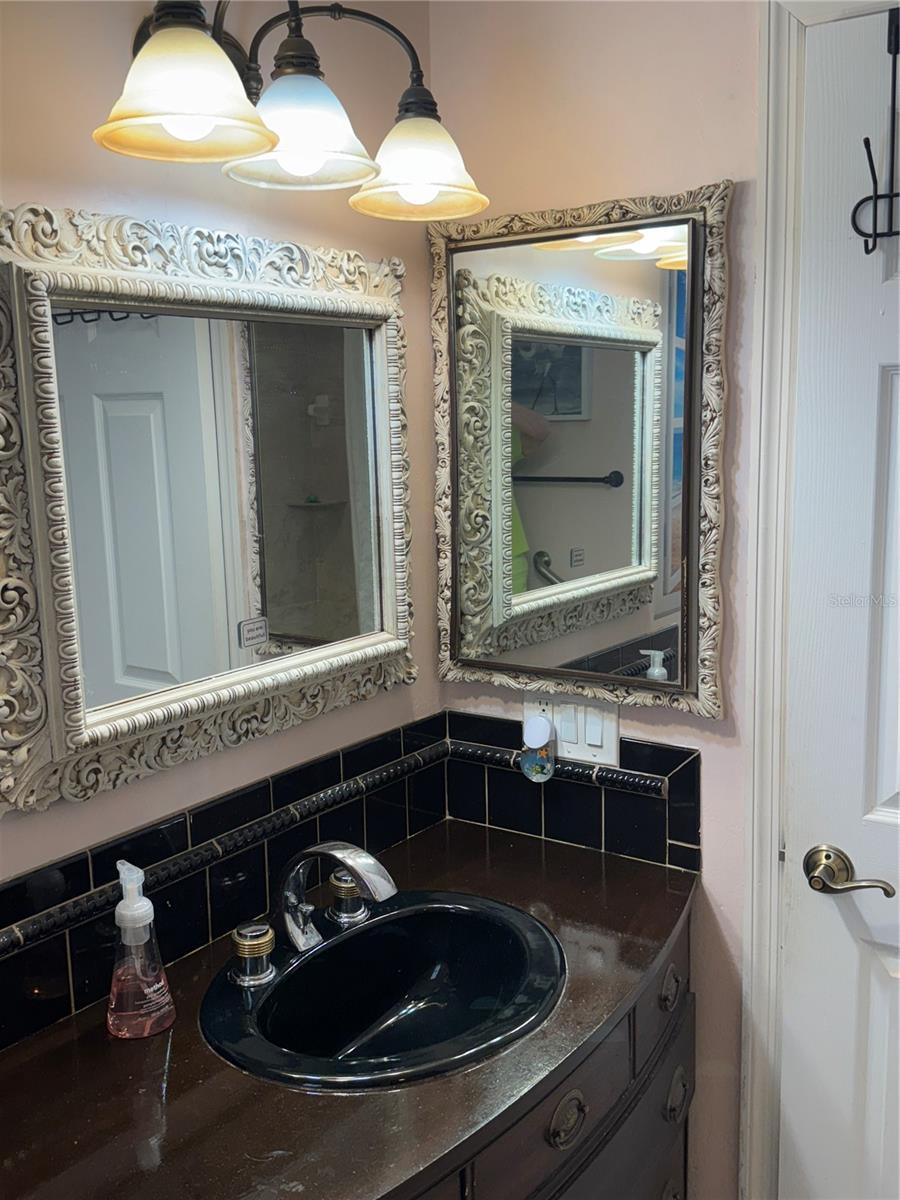 652 N ELM ST, ENGLEWOOD, FL, 34223