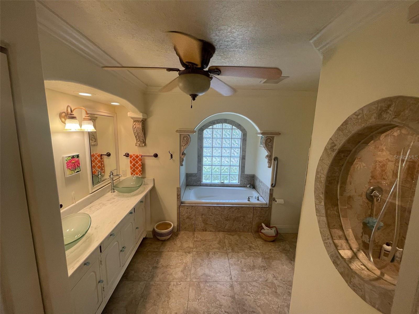 652 N ELM ST, ENGLEWOOD, FL, 34223