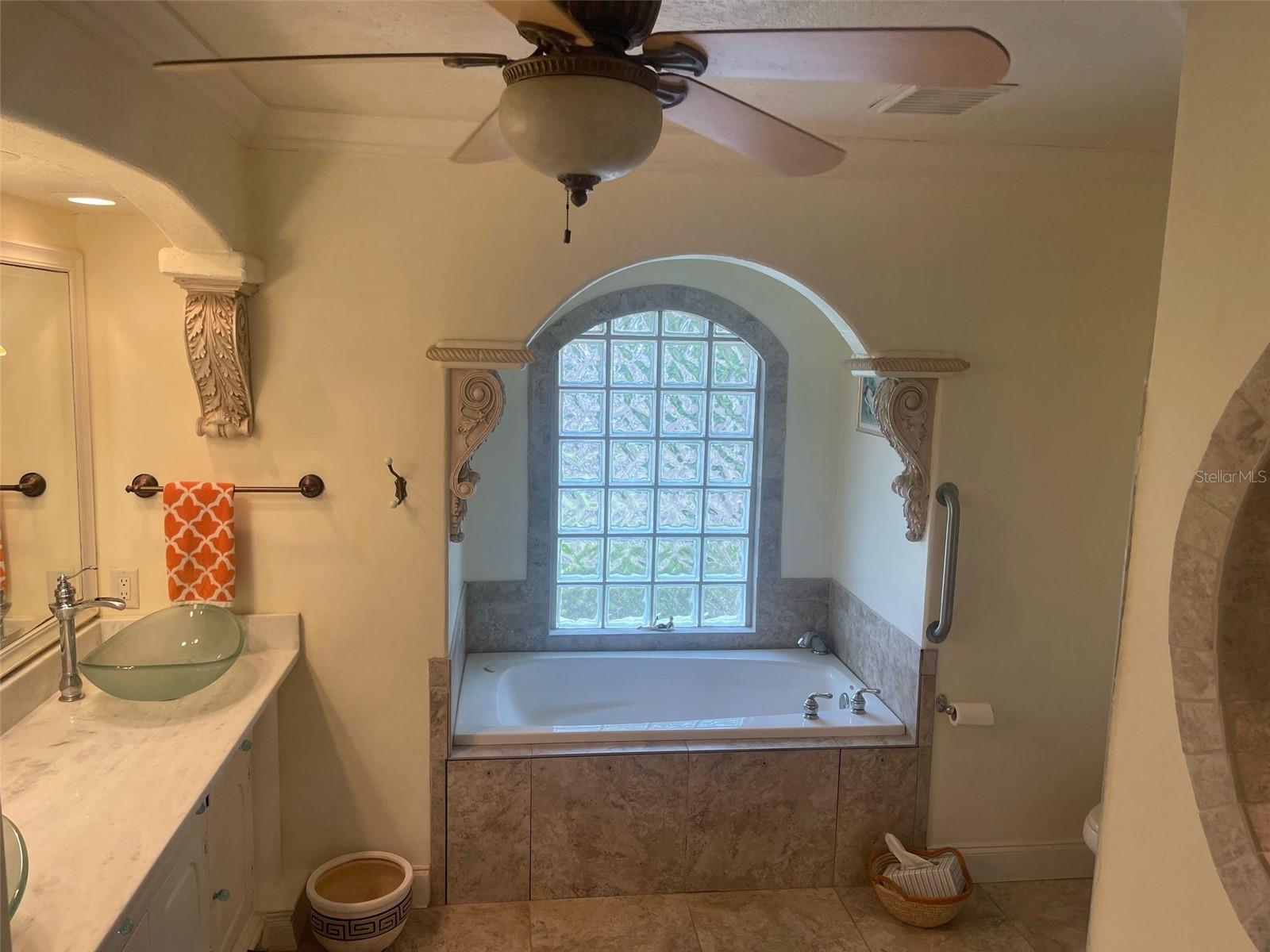 652 N ELM ST, ENGLEWOOD, FL, 34223