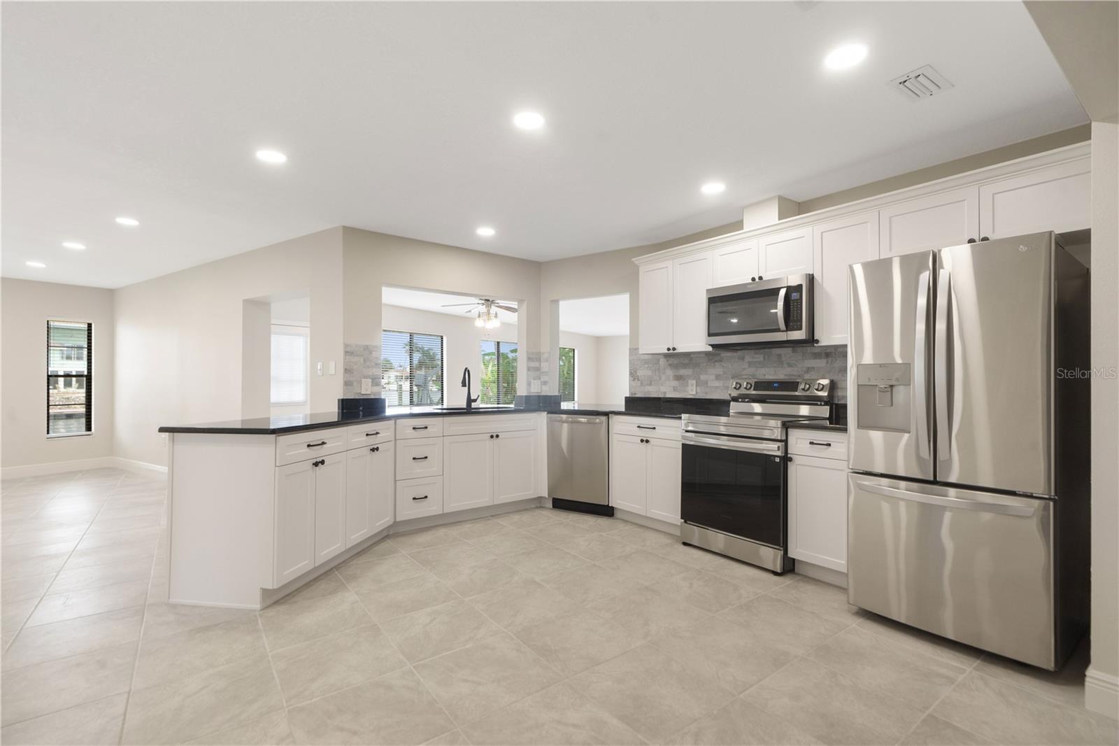 5008 SOUTHSHORE DR, NEW PORT RICHEY, FL, 34652