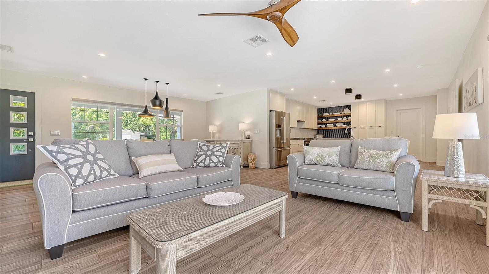 1857 JASMINE DR, SARASOTA, FL, 34239