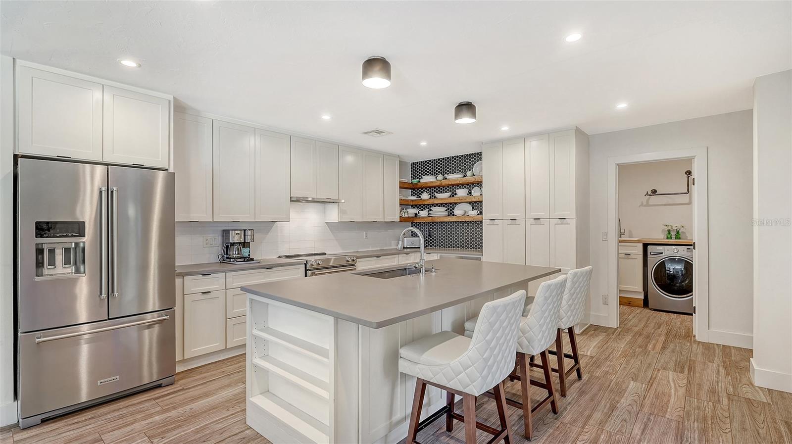 1857 JASMINE DR, SARASOTA, FL, 34239