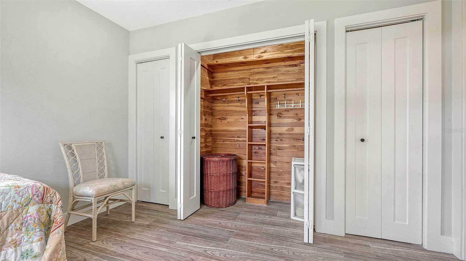 1857 JASMINE DR, SARASOTA, FL, 34239