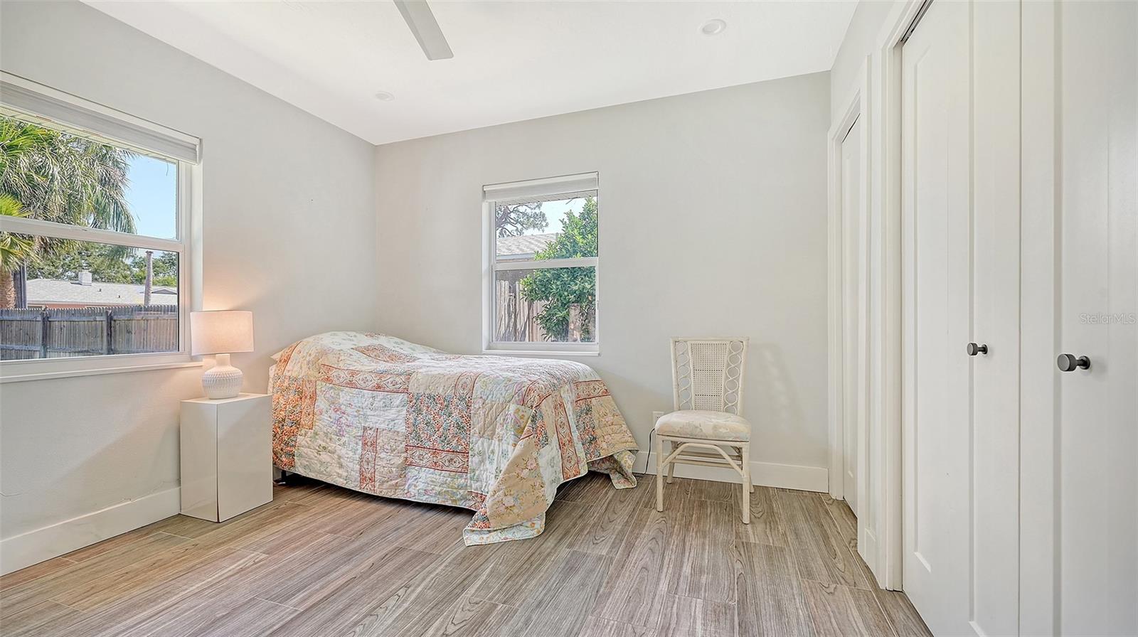 1857 JASMINE DR, SARASOTA, FL, 34239