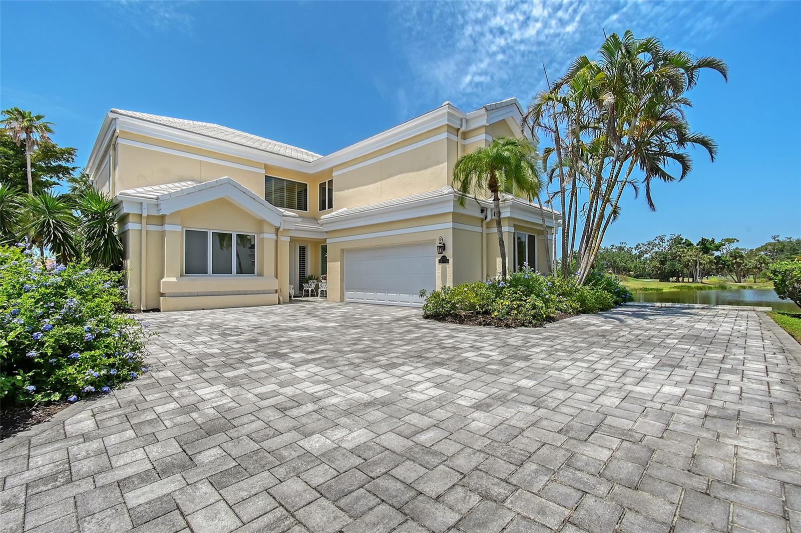 A4651388 Property Photo