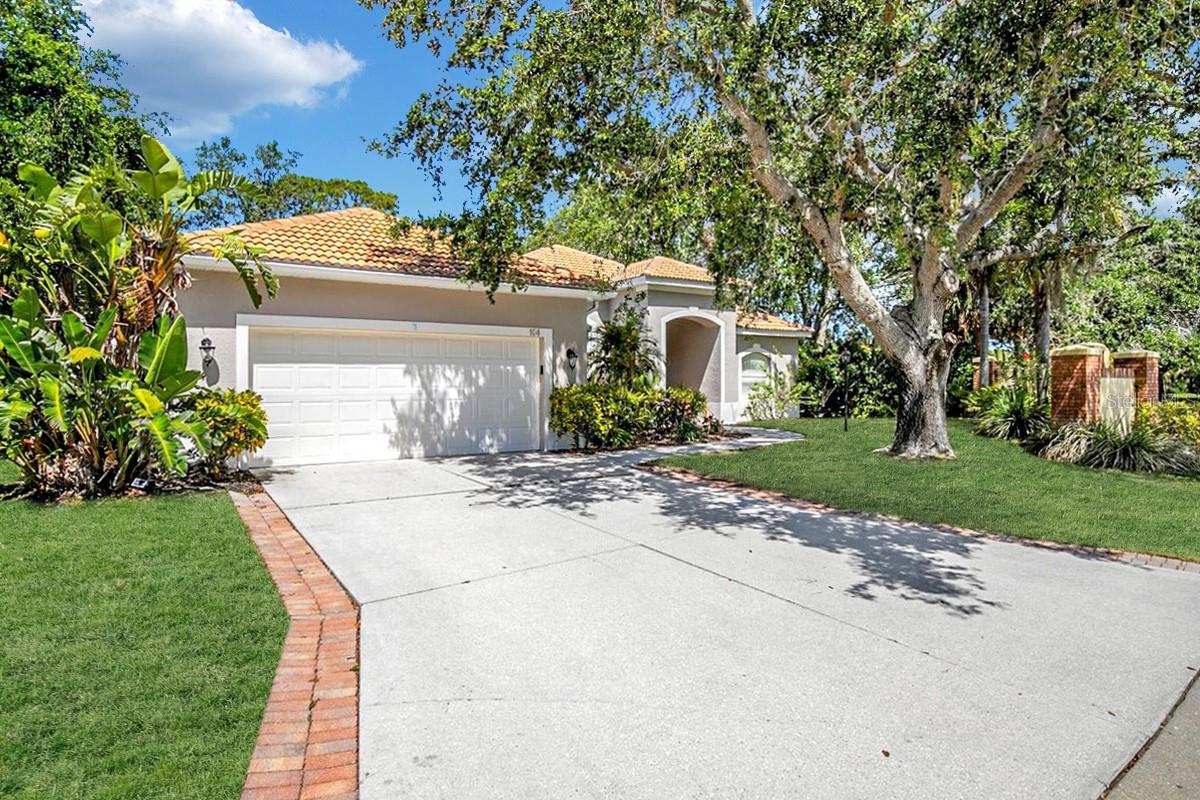 A4651389 Property Photo