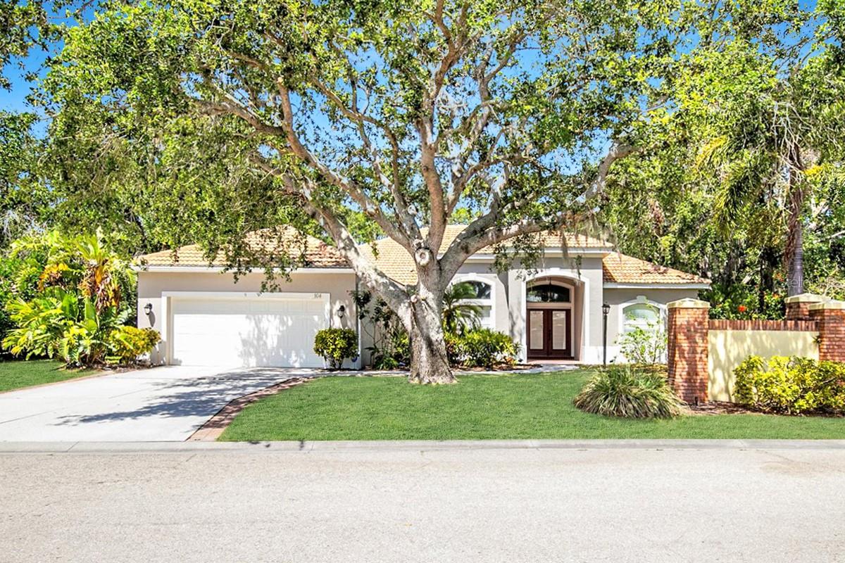 A4651389 Property Photo