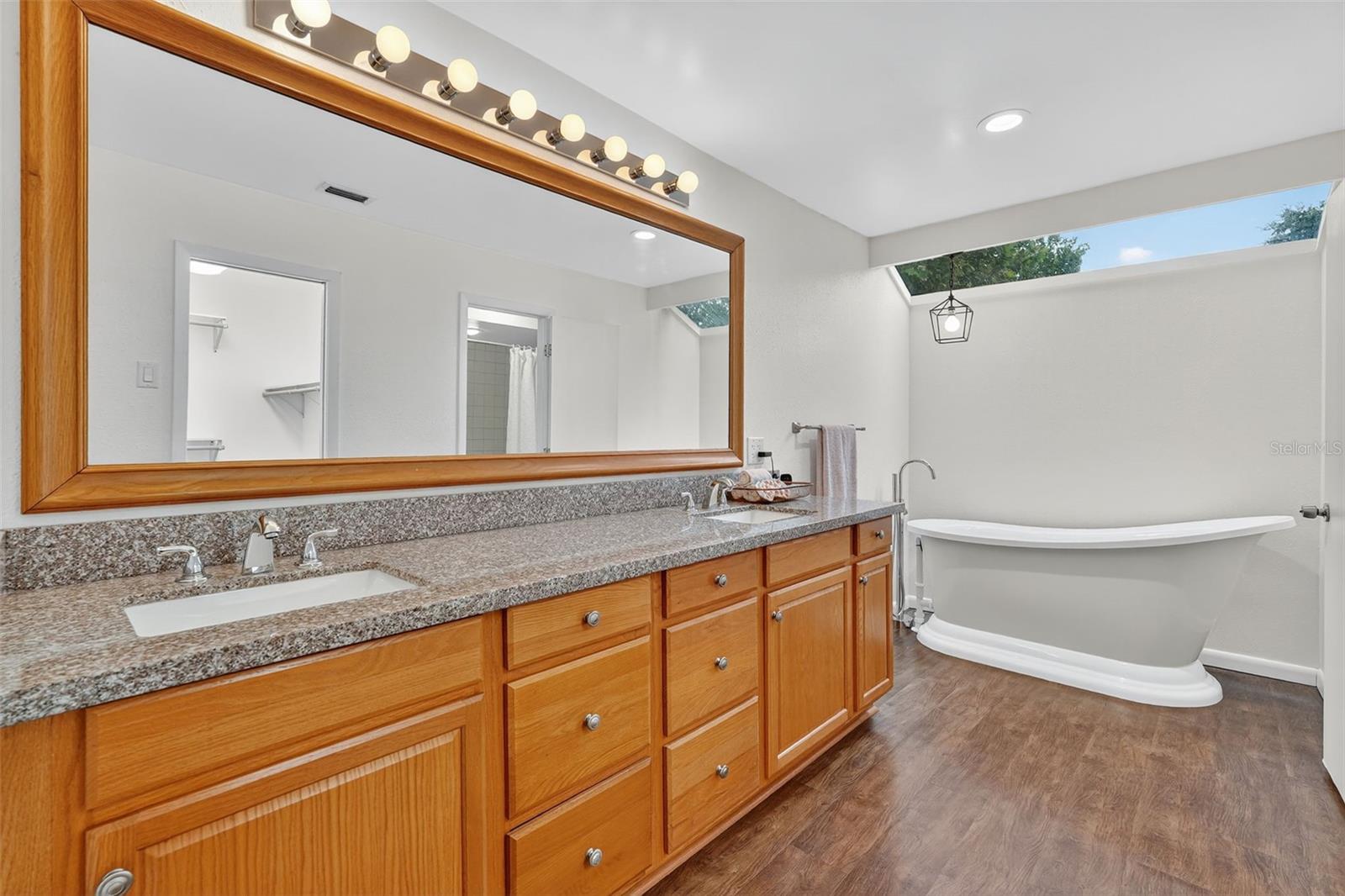 1524 NEW JERSEY OAKS CT, LAKELAND, FL, 33801