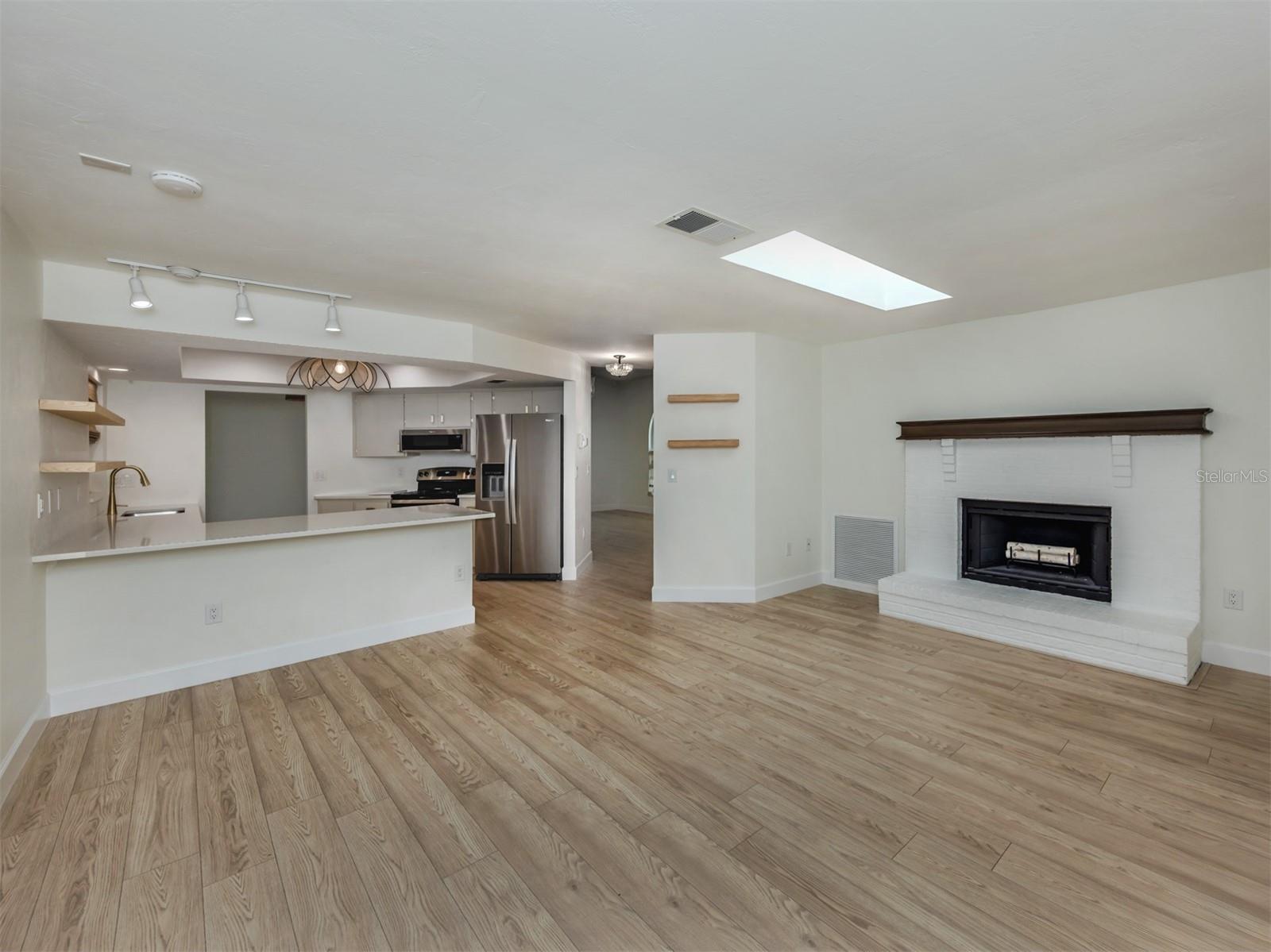 245 WOODINGHAM TRL, VENICE, FL, 34292