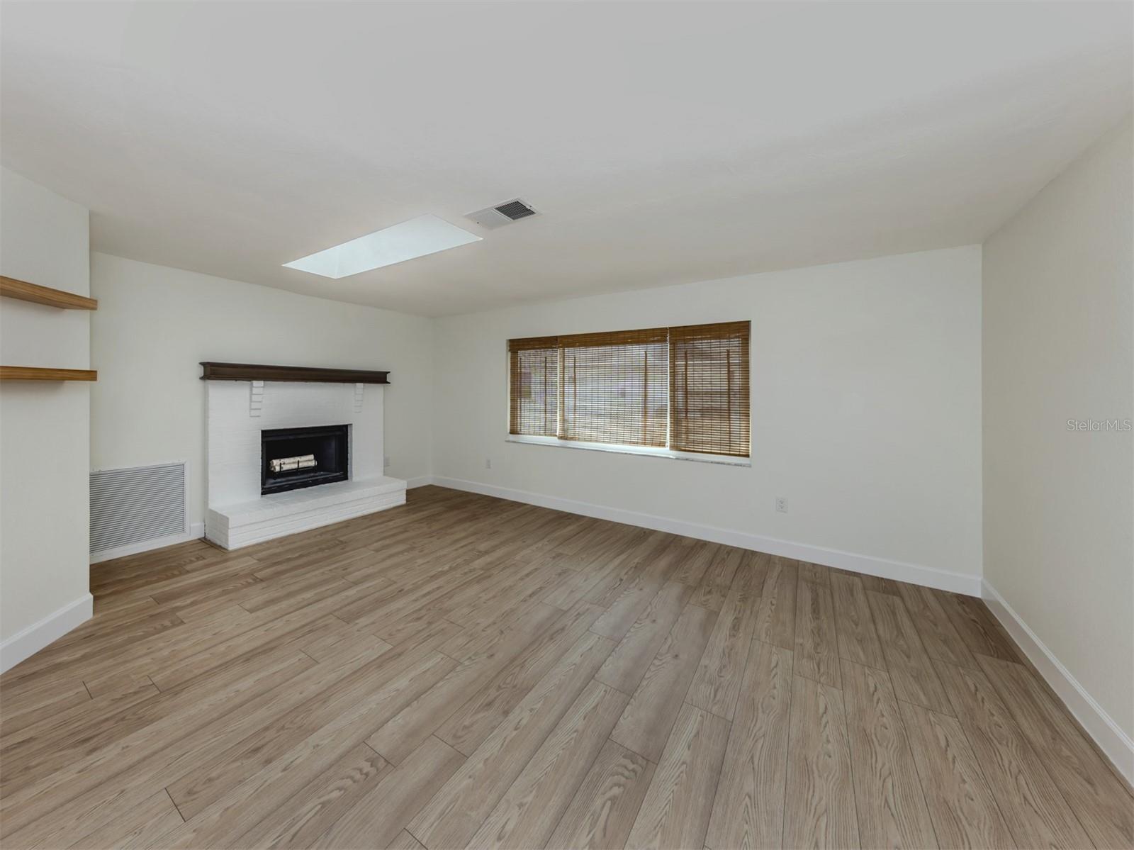 245 WOODINGHAM TRL, VENICE, FL, 34292