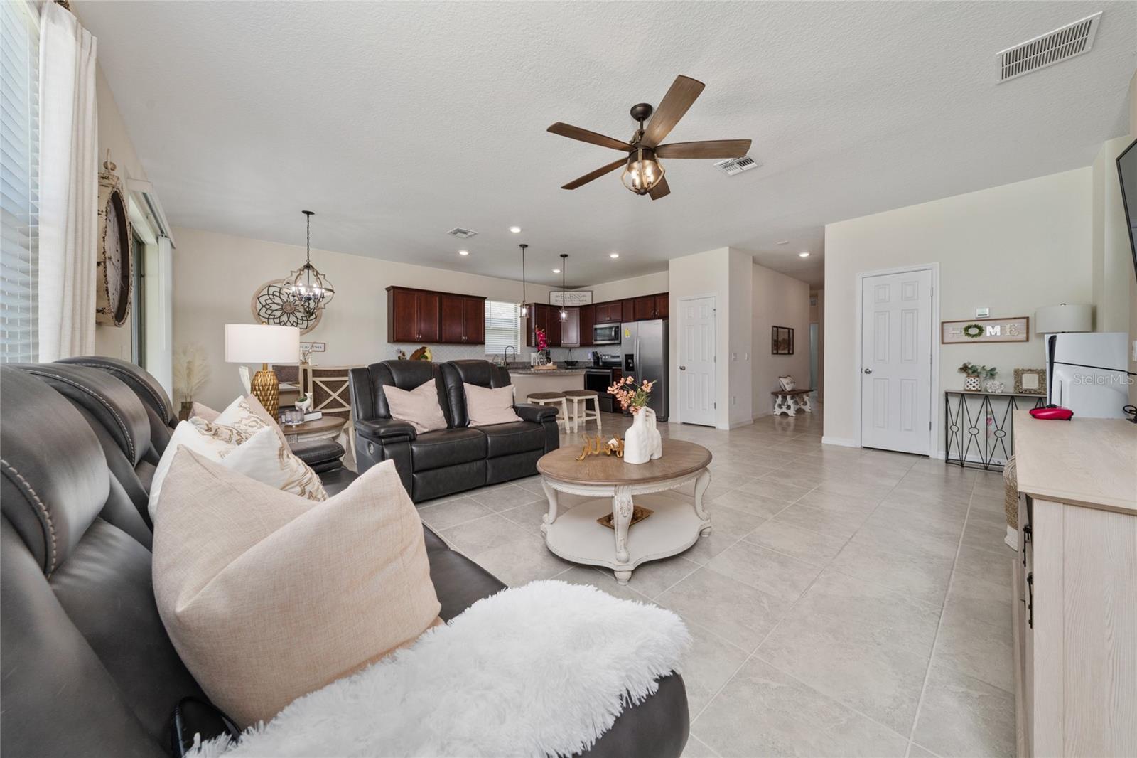 1821 CAYMAN COVE CIR, ST CLOUD, FL, 34772