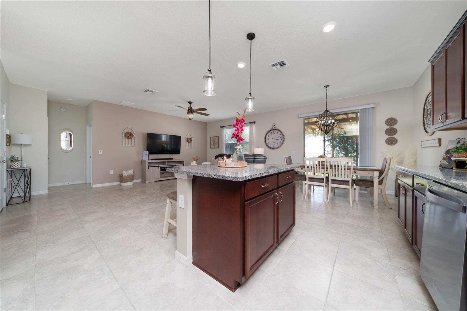 1821 CAYMAN COVE CIR, ST CLOUD, FL, 34772