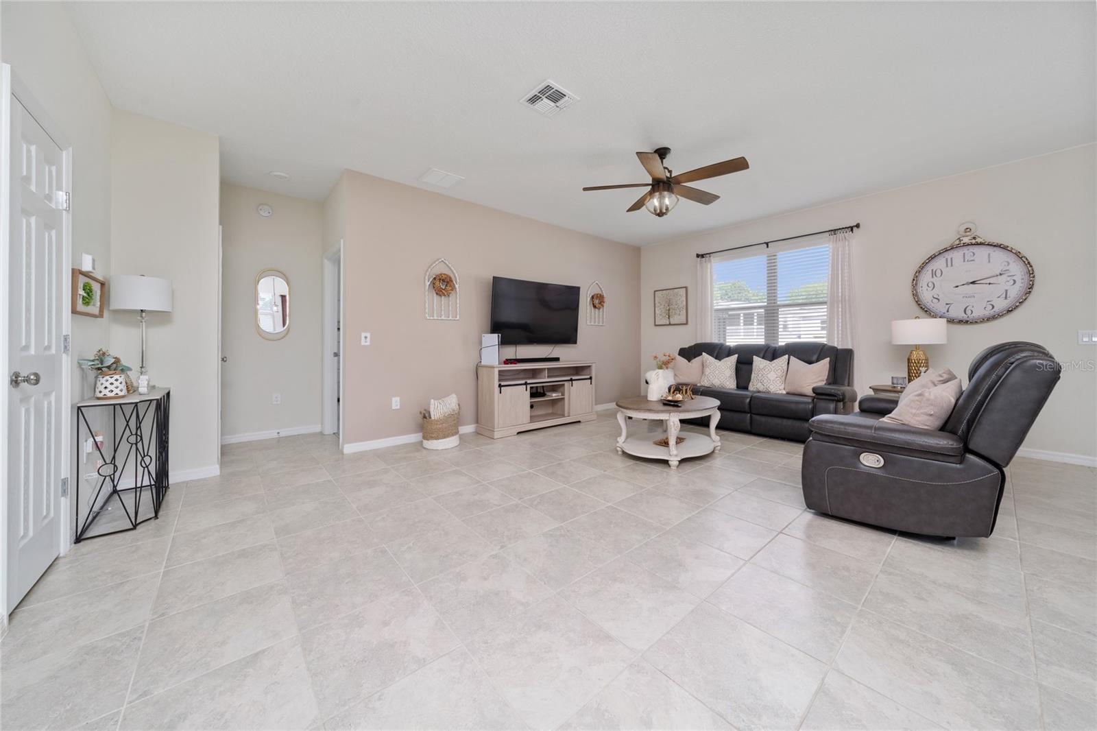 1821 CAYMAN COVE CIR, ST CLOUD, FL, 34772