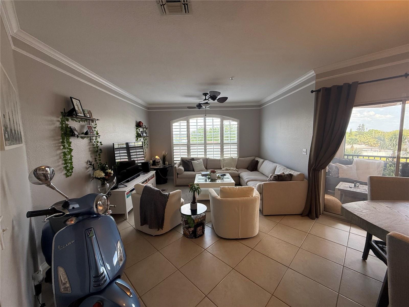 4333 BAYSIDE VILLAGE DR #310, TAMPA, FL, 33615