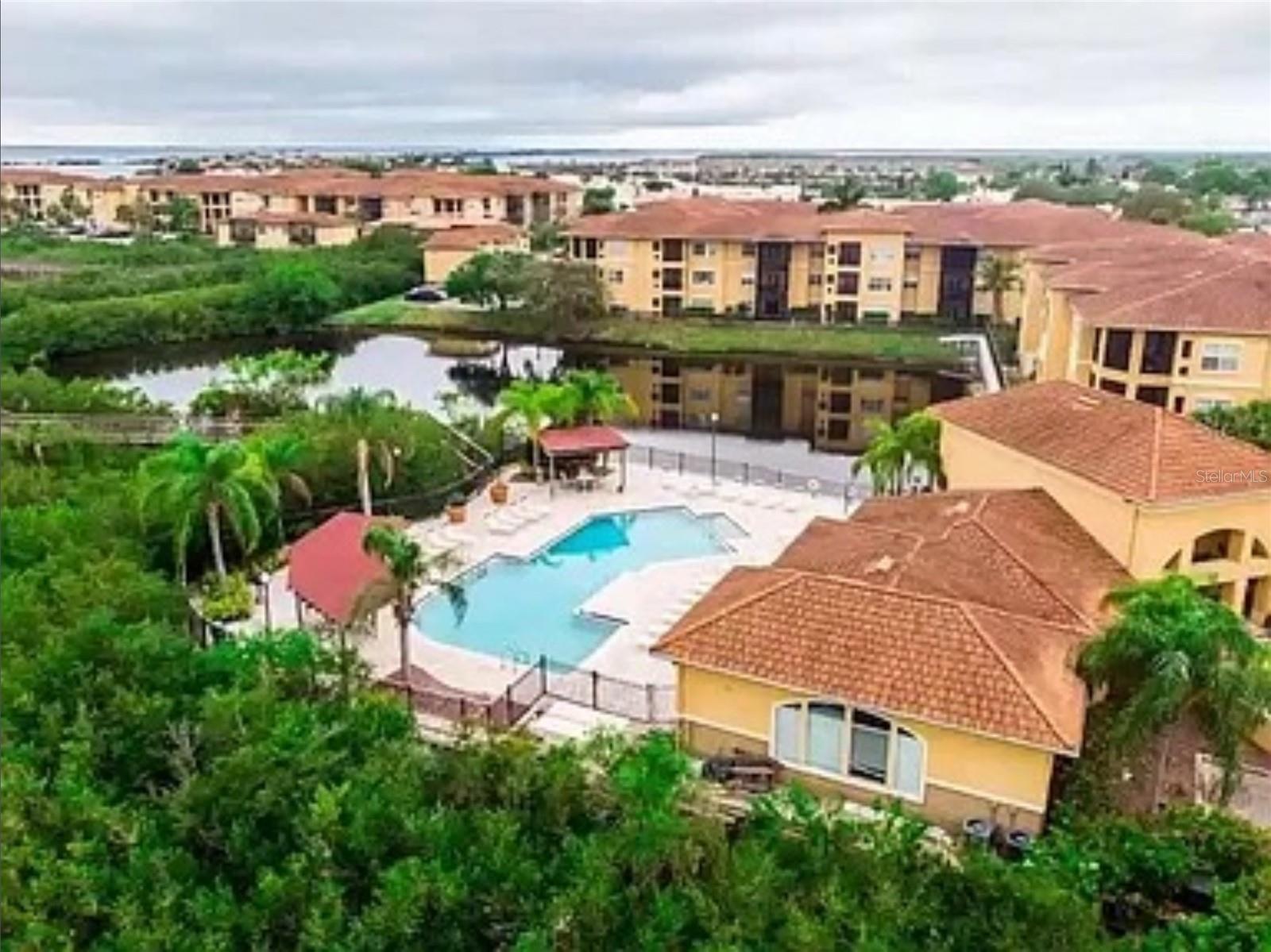 4333 BAYSIDE VILLAGE DR #310, TAMPA, FL, 33615