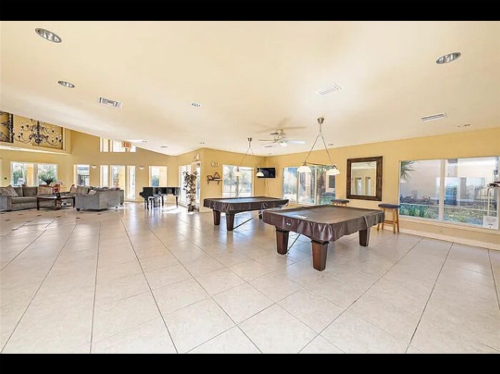 4333 BAYSIDE VILLAGE DR #310, TAMPA, FL, 33615