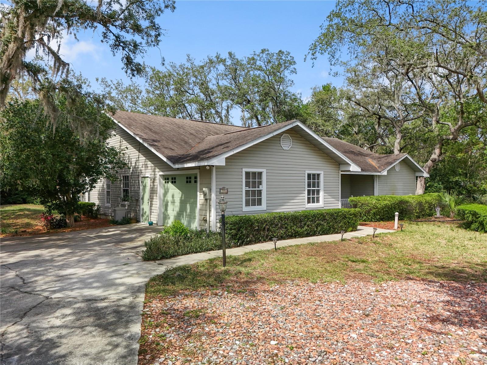 994 COUNTRY LAKE CIR, LAKE WALES, FL, 33898