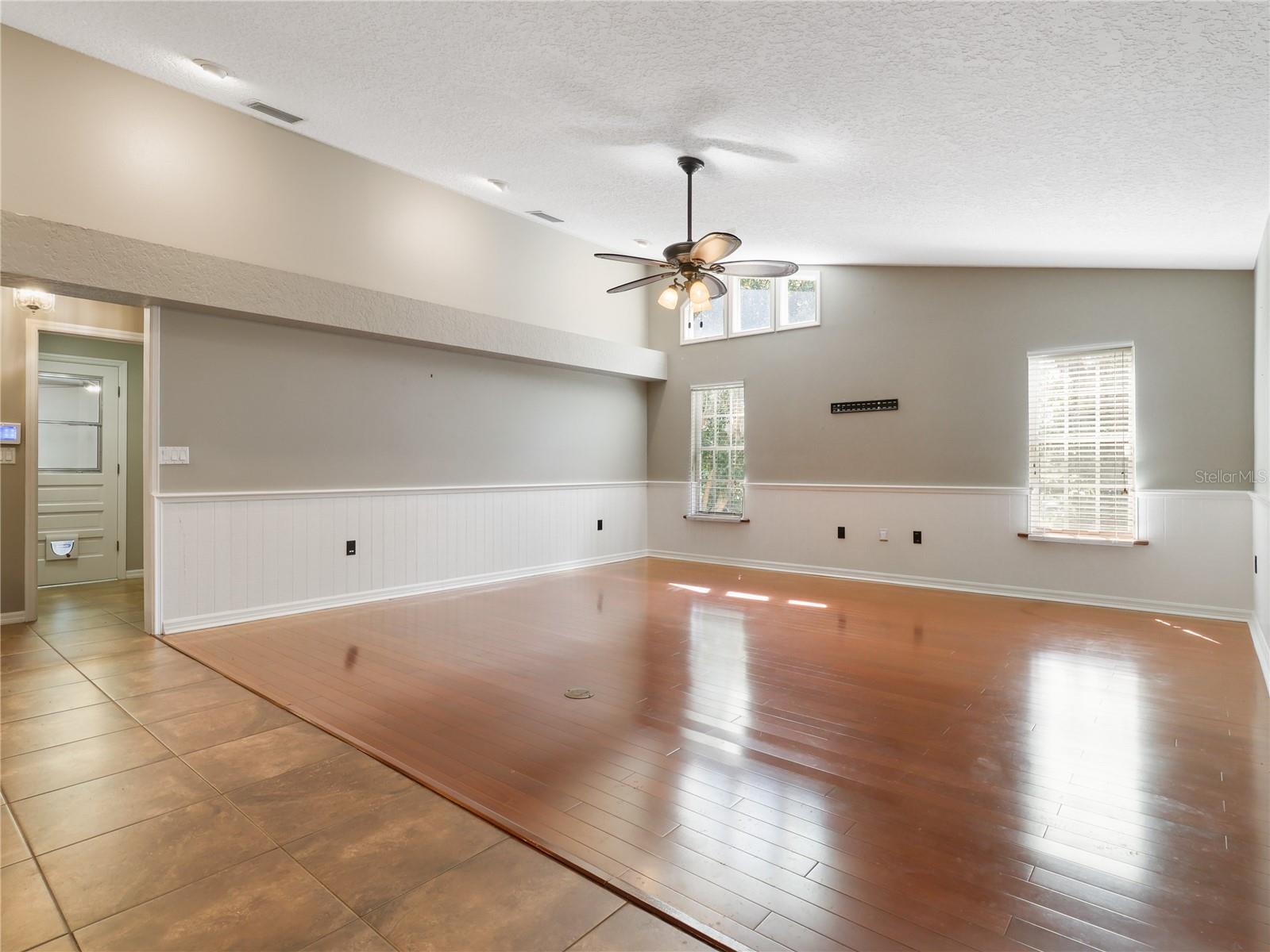 994 COUNTRY LAKE CIR, LAKE WALES, FL, 33898