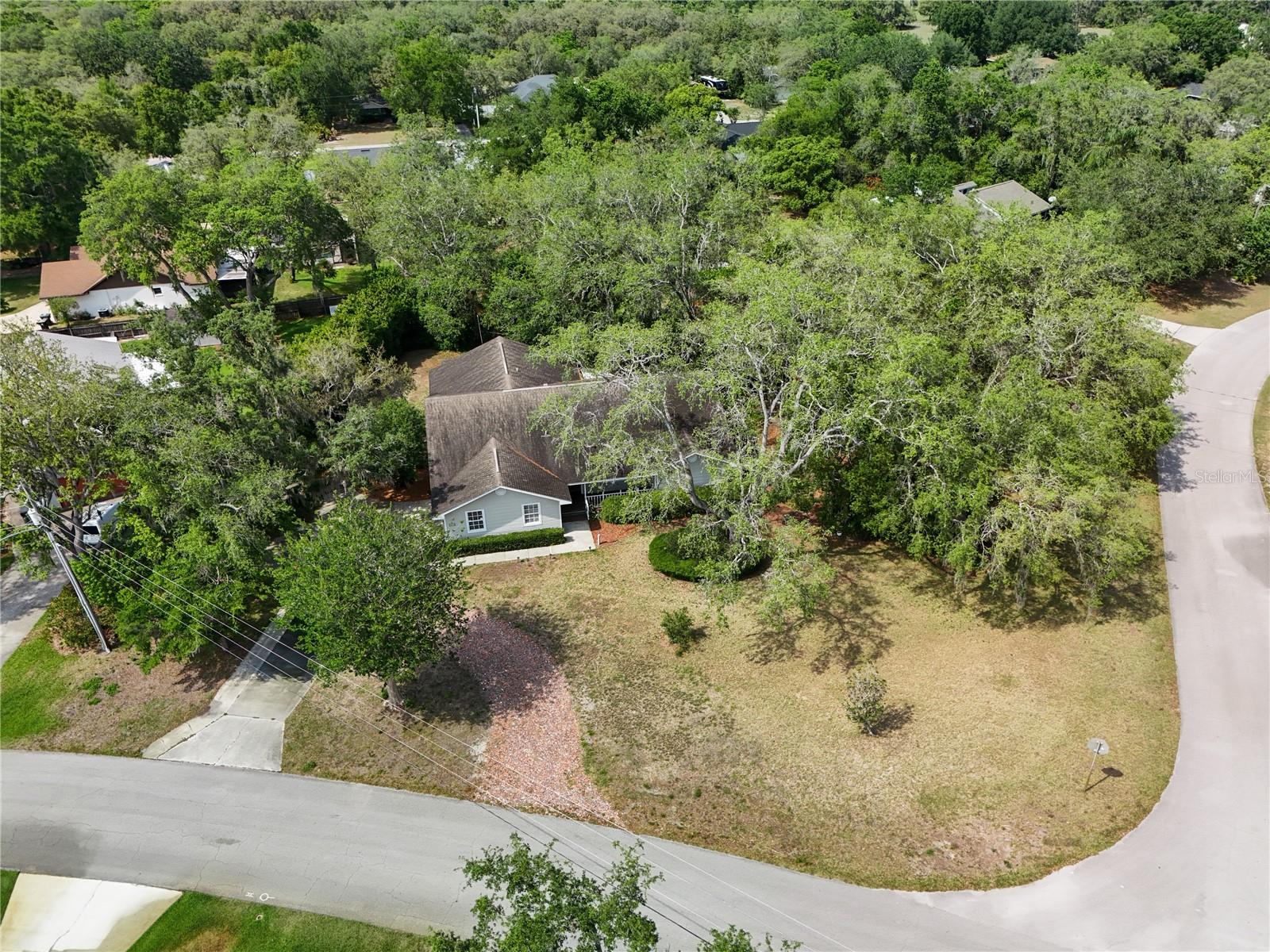 994 COUNTRY LAKE CIR, LAKE WALES, FL, 33898