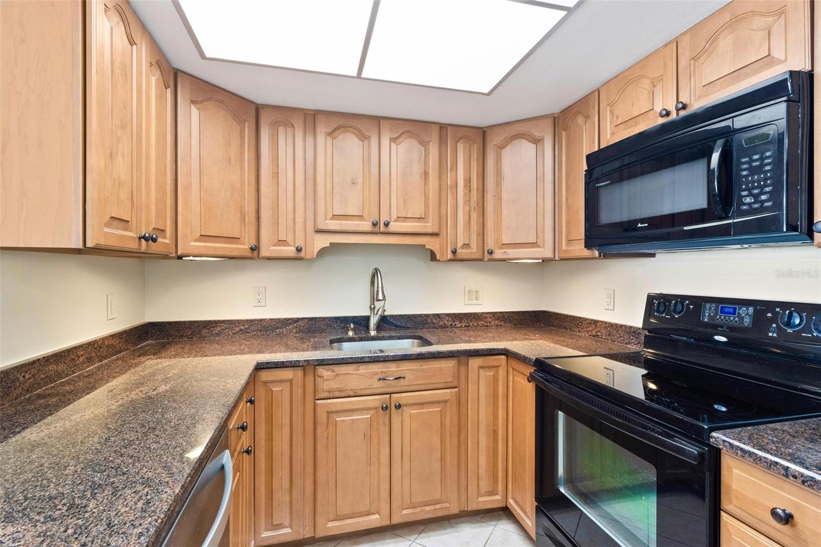 4900 BRITTANY DR S #1810, ST PETERSBURG, FL, 33715