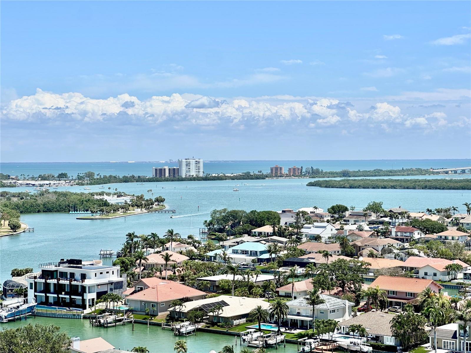 4900 BRITTANY DR S #1810, ST PETERSBURG, FL, 33715