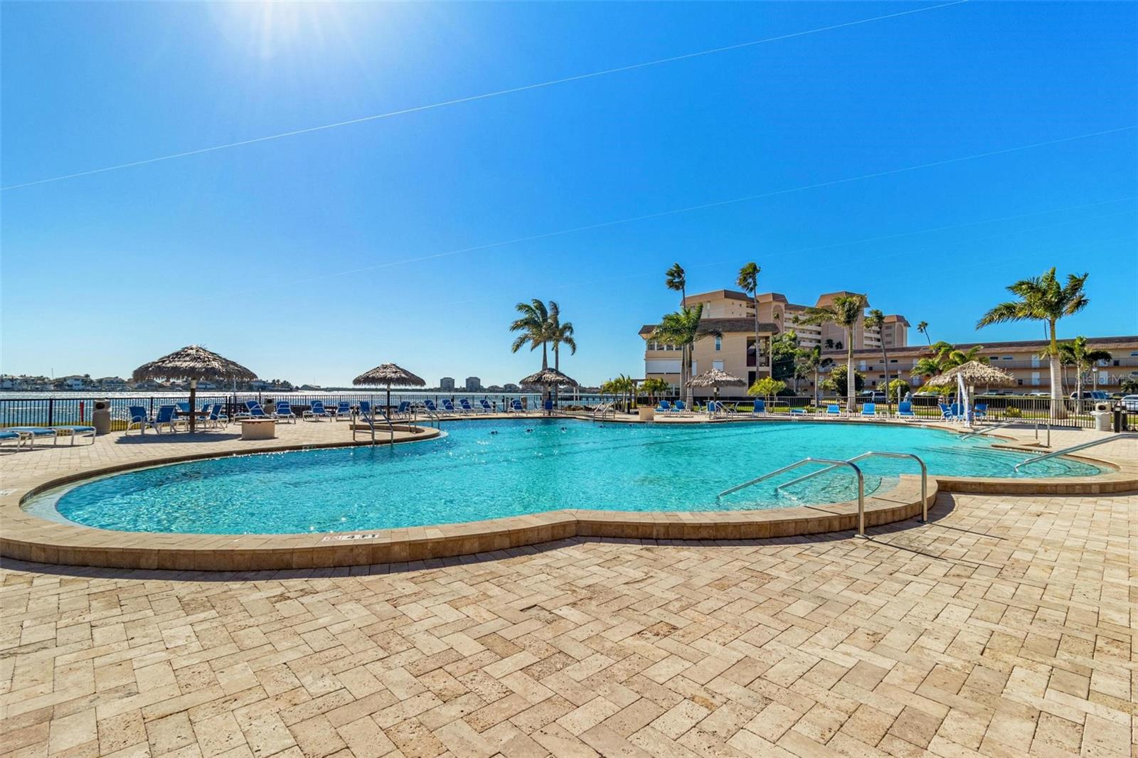 4900 BRITTANY DR S #1810, ST PETERSBURG, FL, 33715