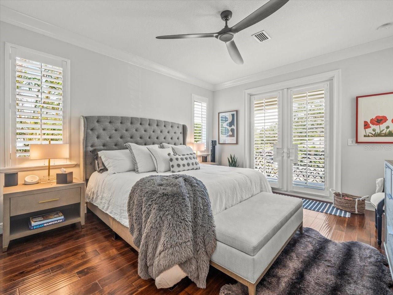 124 ESTADO WAY NE, ST PETERSBURG, FL, 33704