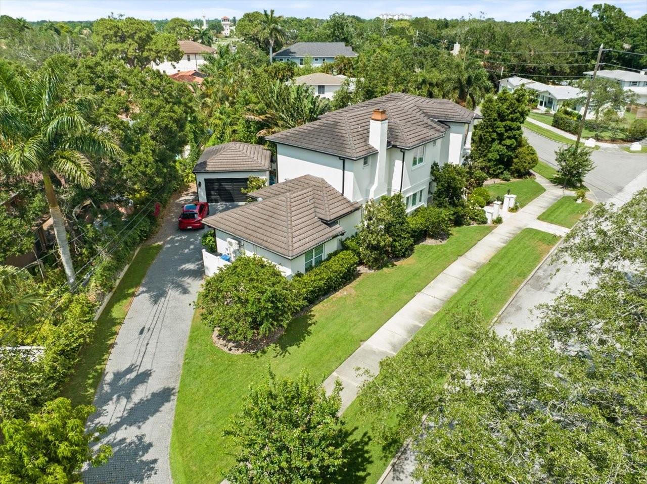 124 ESTADO WAY NE, ST PETERSBURG, FL, 33704