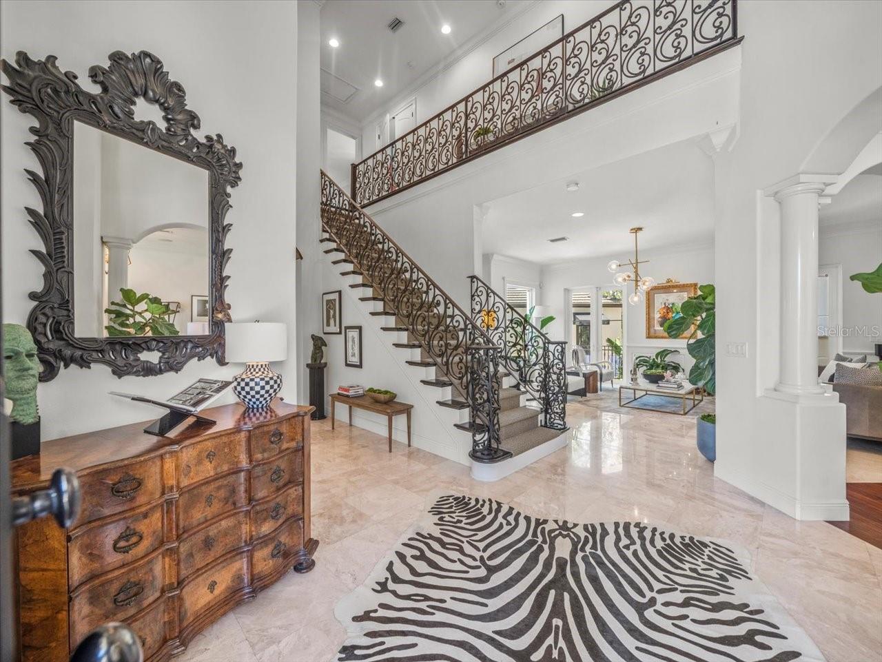 124 ESTADO WAY NE, ST PETERSBURG, FL, 33704