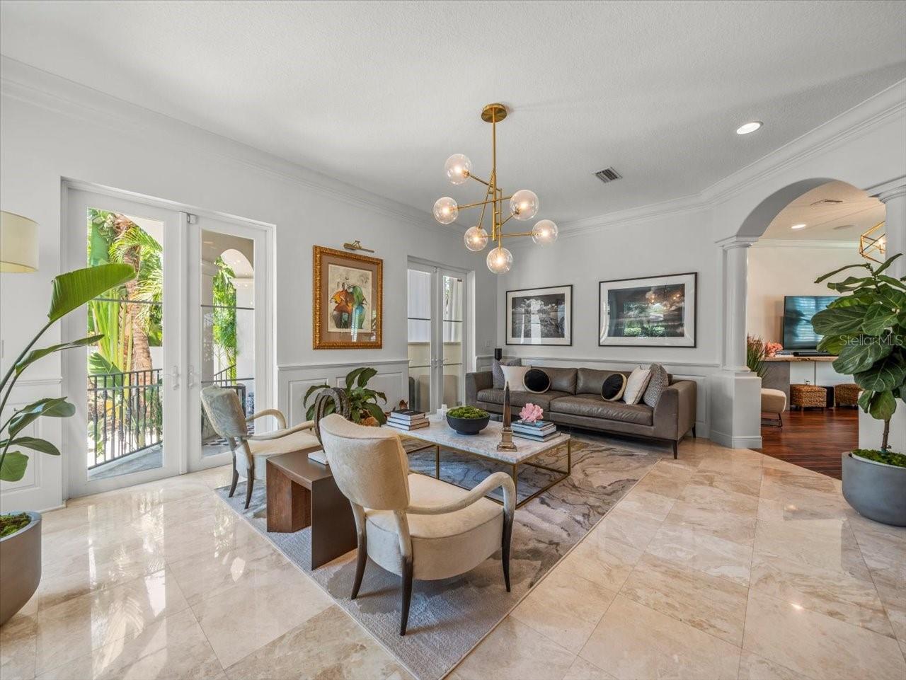 124 ESTADO WAY NE, ST PETERSBURG, FL, 33704