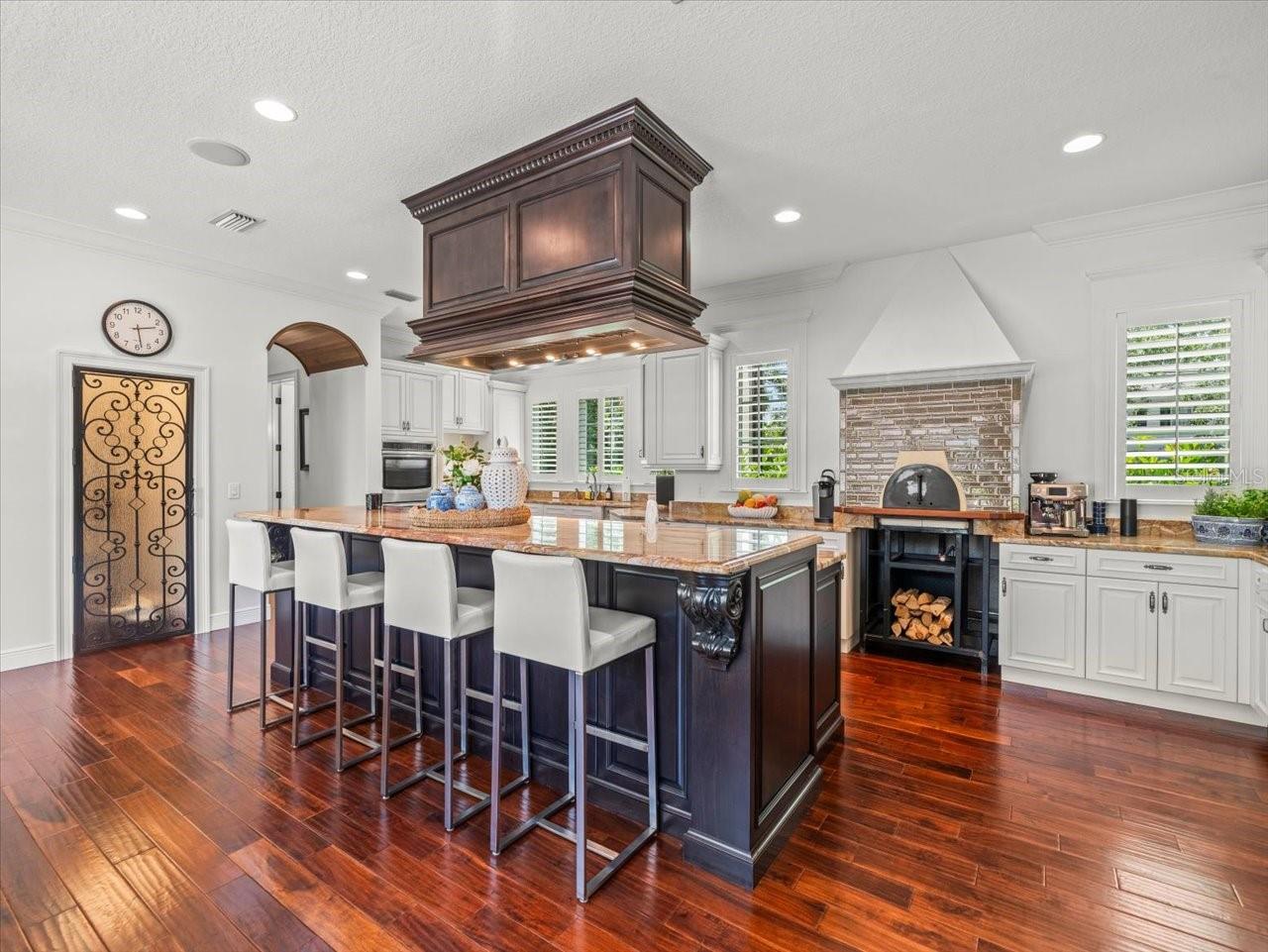 124 ESTADO WAY NE, ST PETERSBURG, FL, 33704