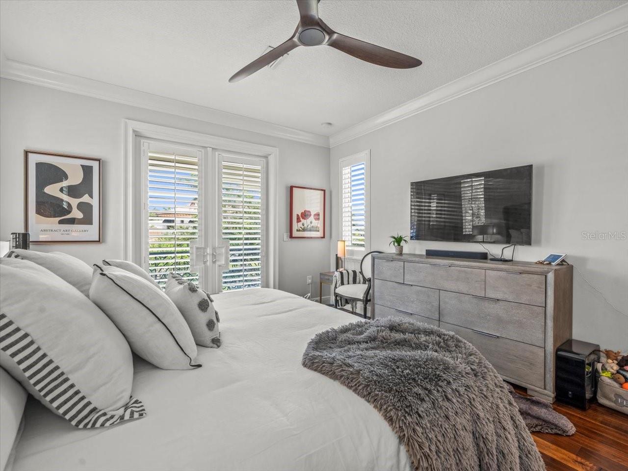 124 ESTADO WAY NE, ST PETERSBURG, FL, 33704