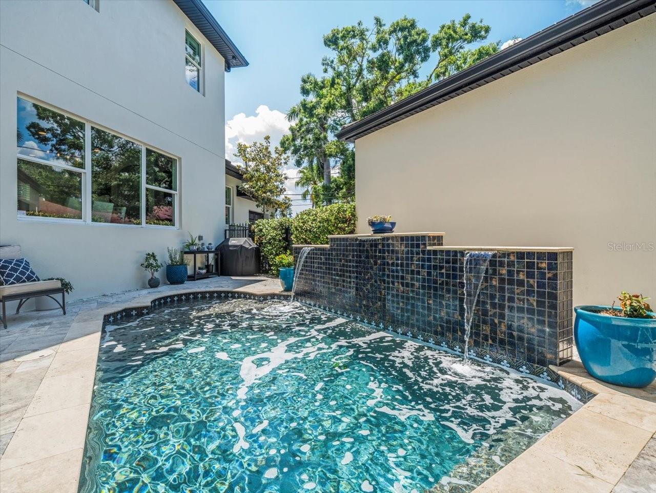 124 ESTADO WAY NE, ST PETERSBURG, FL, 33704