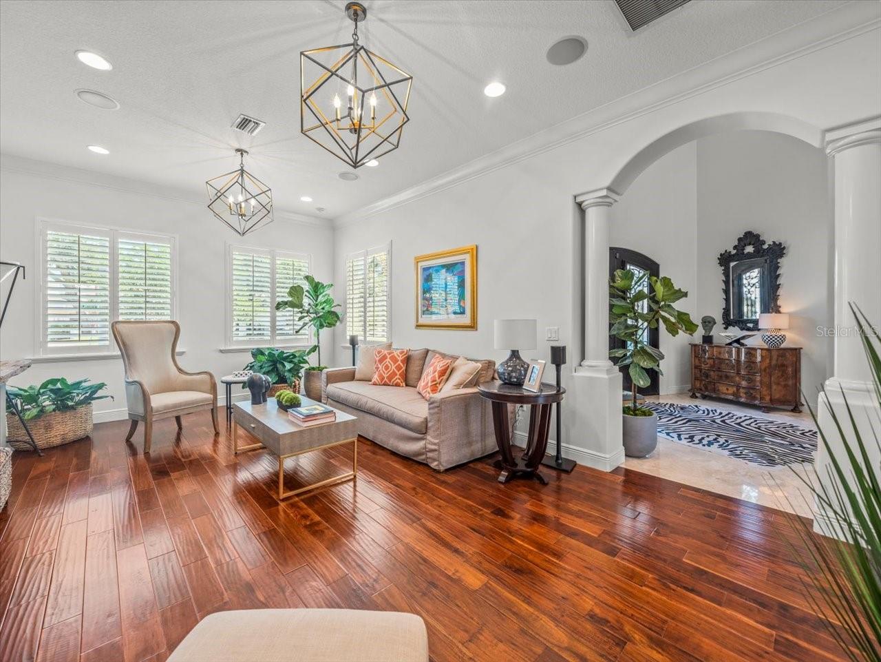 124 ESTADO WAY NE, ST PETERSBURG, FL, 33704