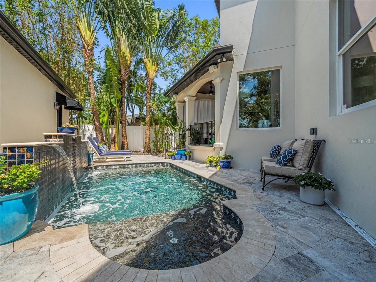 124 ESTADO WAY NE, ST PETERSBURG, FL, 33704