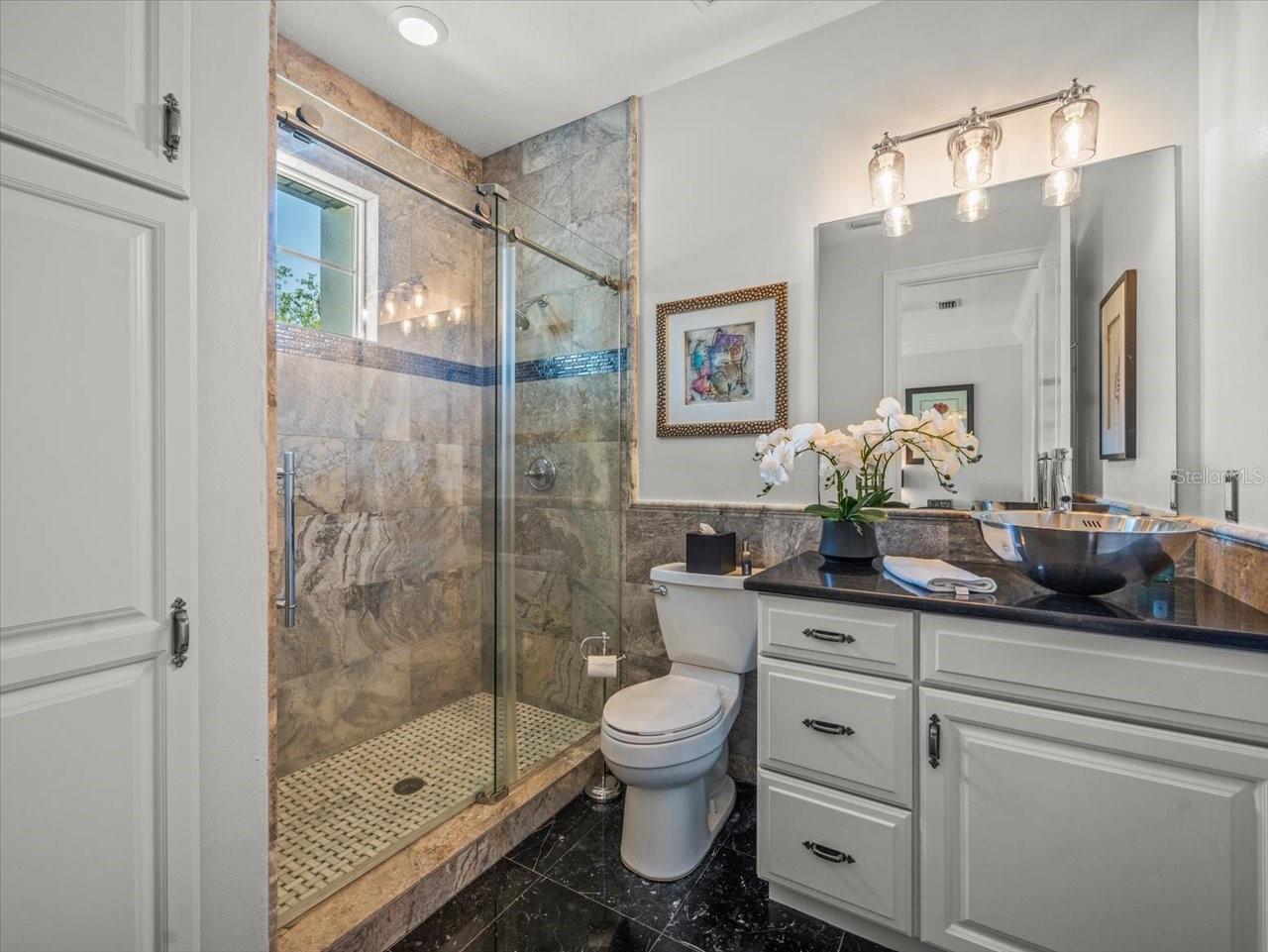 124 ESTADO WAY NE, ST PETERSBURG, FL, 33704