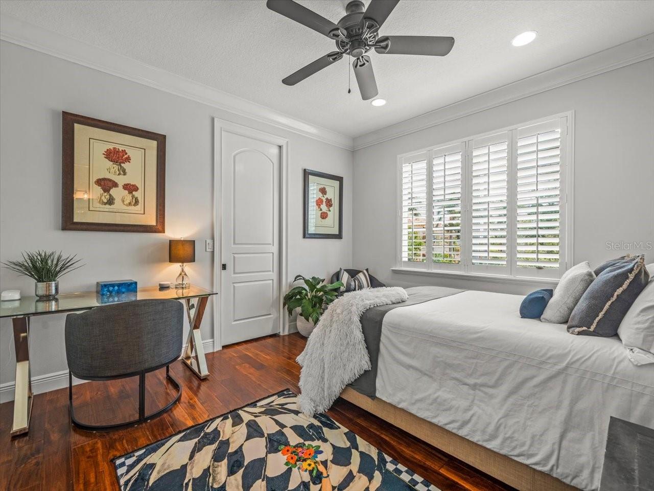 124 ESTADO WAY NE, ST PETERSBURG, FL, 33704