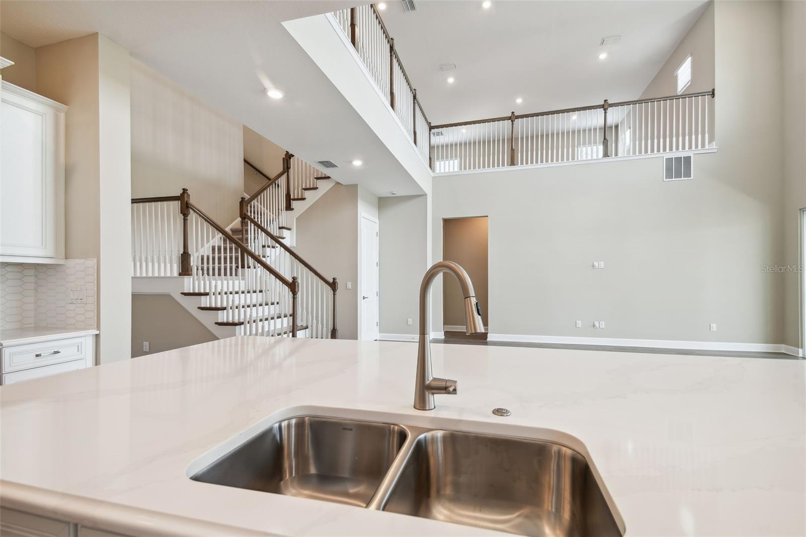 34084 TORRENT LN, WESLEY CHAPEL, FL, 33543