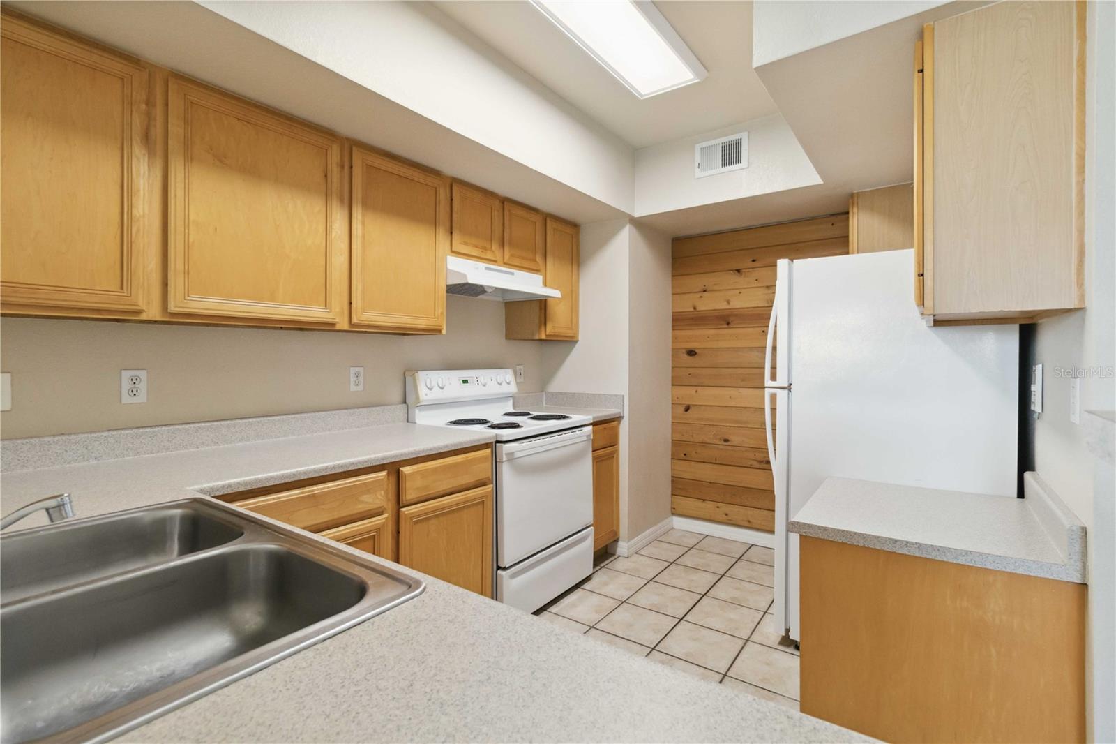 1010 VILLAGIO CIR #202, SARASOTA, FL, 34237