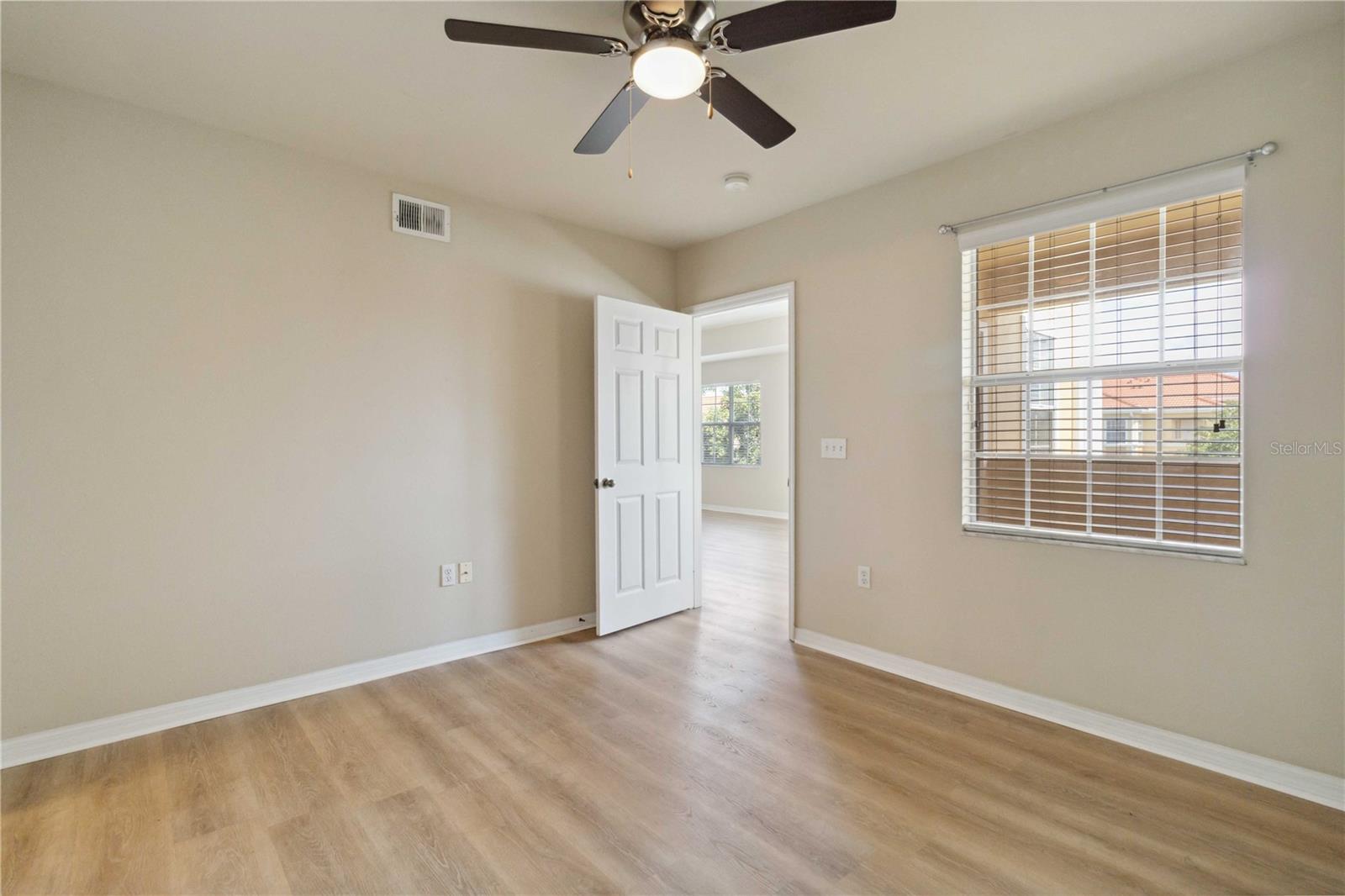 1010 VILLAGIO CIR #202, SARASOTA, FL, 34237