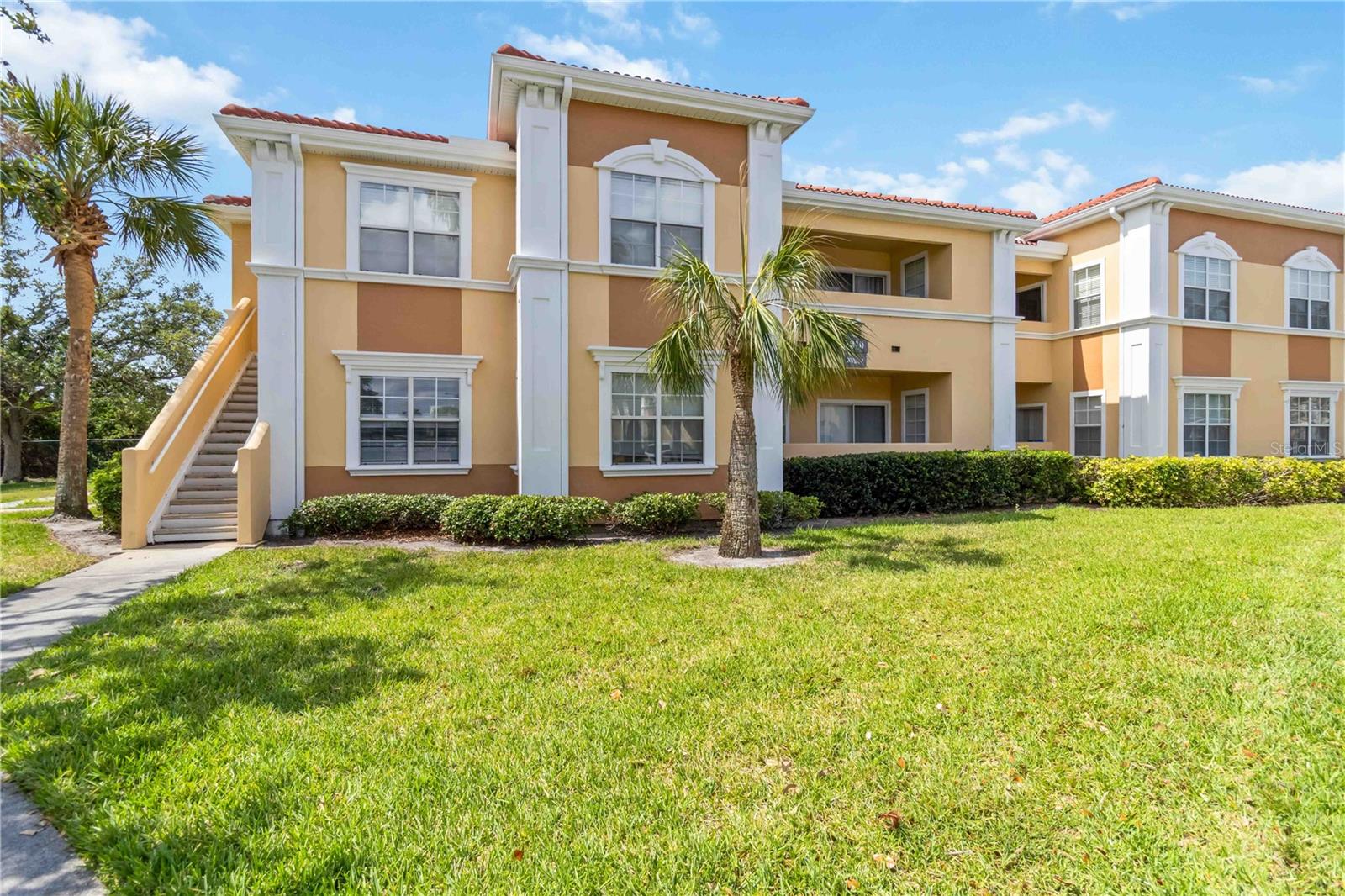 1010 VILLAGIO CIR #202, SARASOTA, FL, 34237