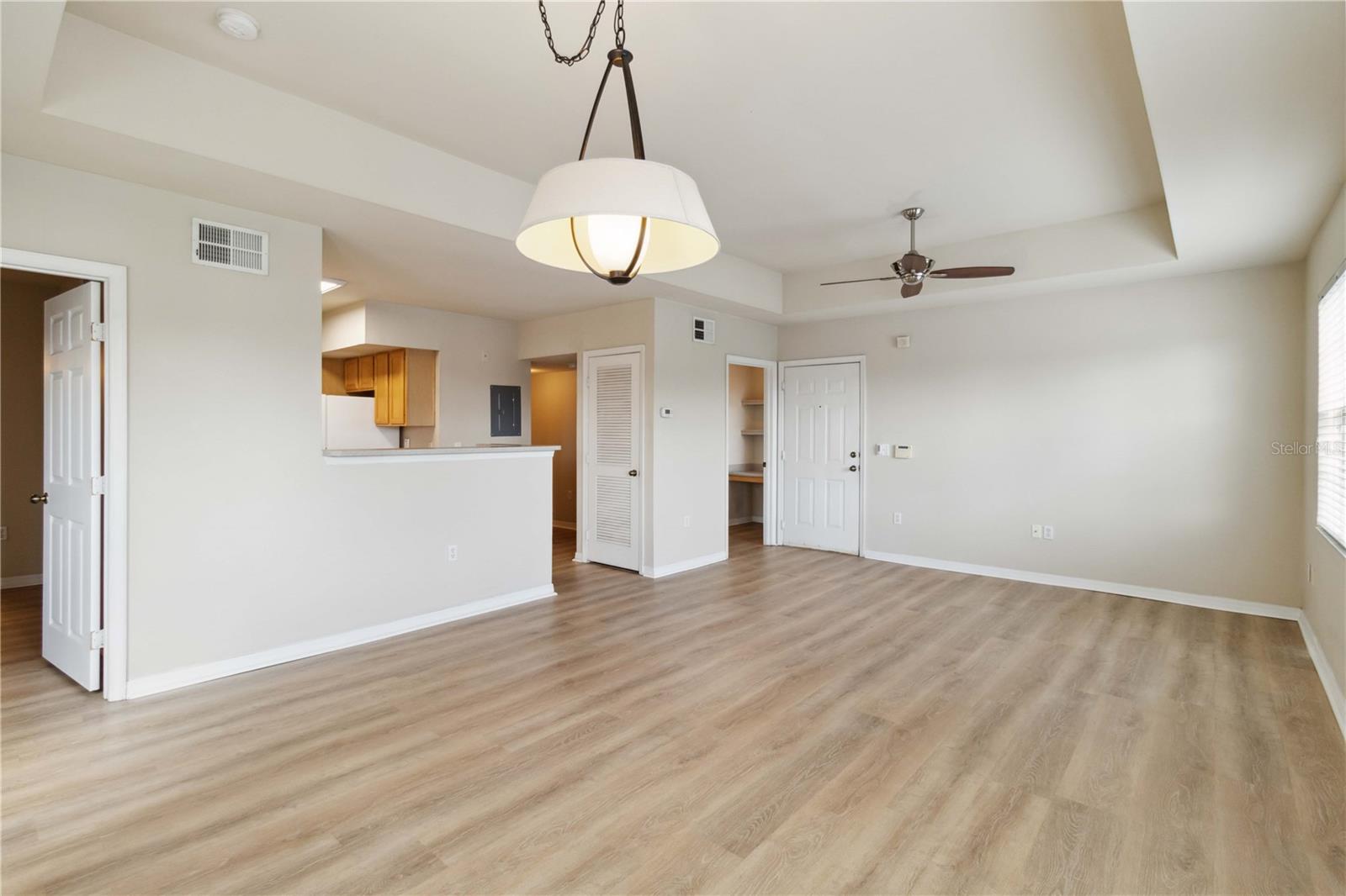 1010 VILLAGIO CIR #202, SARASOTA, FL, 34237