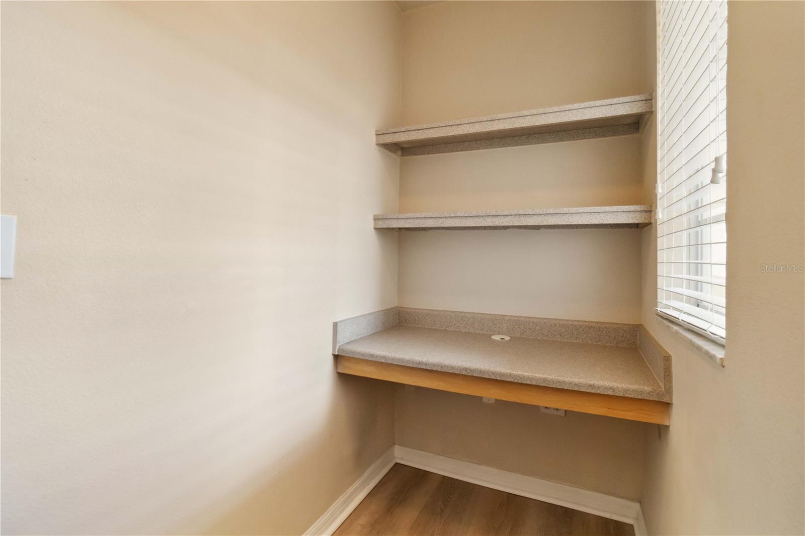 1010 VILLAGIO CIR #202, SARASOTA, FL, 34237