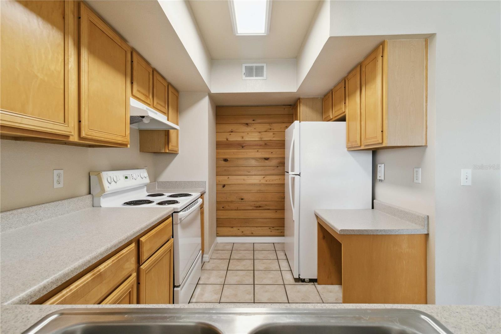 1010 VILLAGIO CIR #202, SARASOTA, FL, 34237